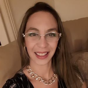 Meet your Posher, Carla